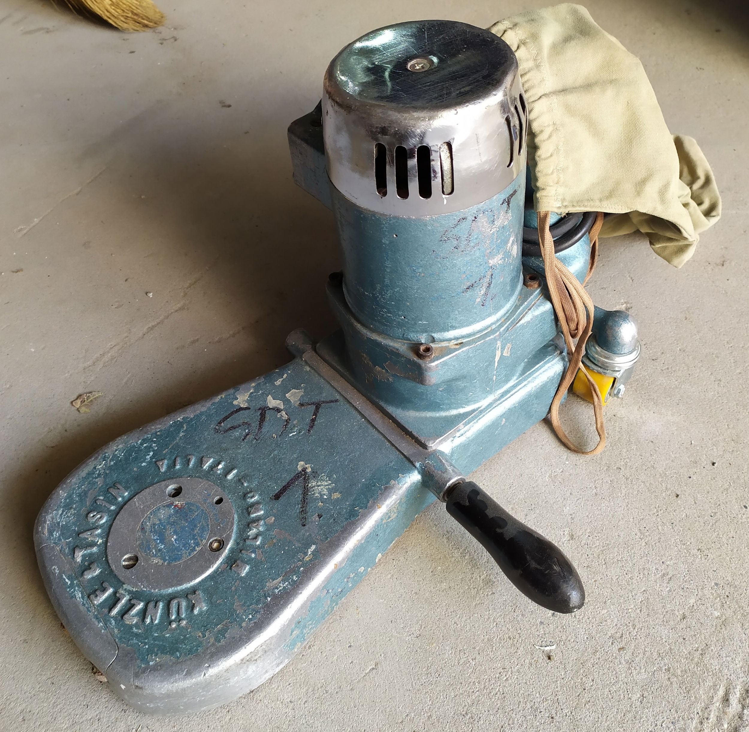 Hálózati szélcsiszoló kölcsönzés termék fő termékképe