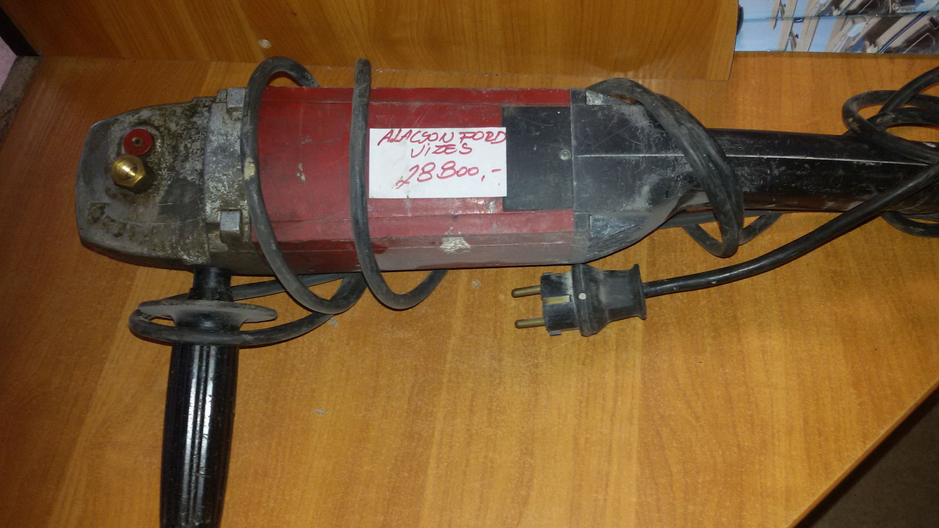 Vizes sarokcsiszoló /HASZNÁLT/ termék fő termékképe